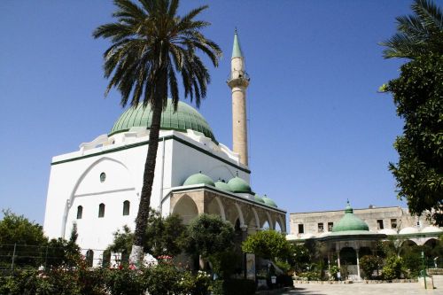 Masjid Aljazzar moko di Israel